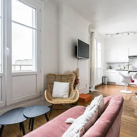 Apartment Le Nid Parisien - Chic - Vue Tour Eiffel *